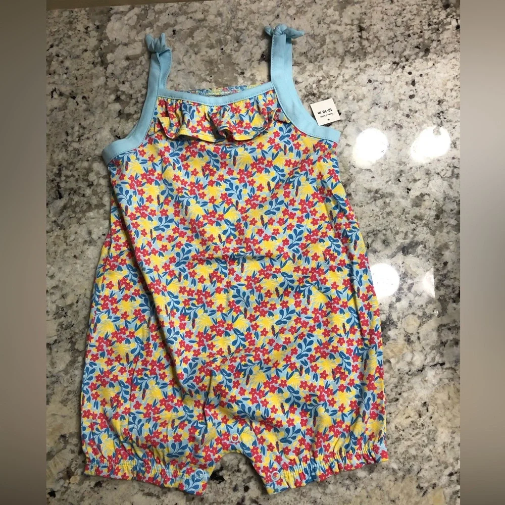 NWT -Floral Romper - Picture 2 of 4